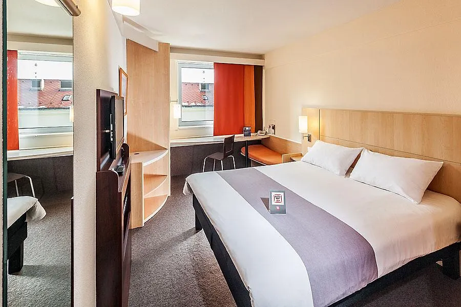 Ibis Praha Old Town Hotel 3*, Praga