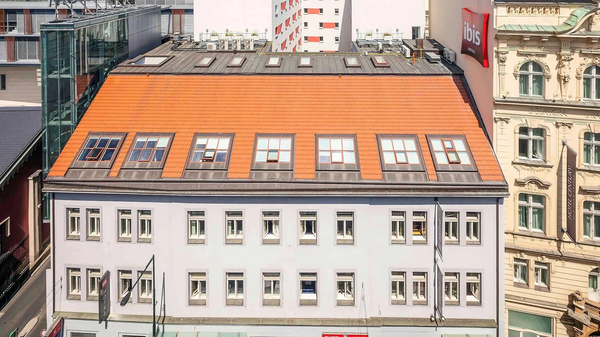 Ibis Praha Old Town Hotel 3*, Prague