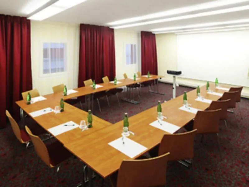 Ibis Praha Old Town Hotel